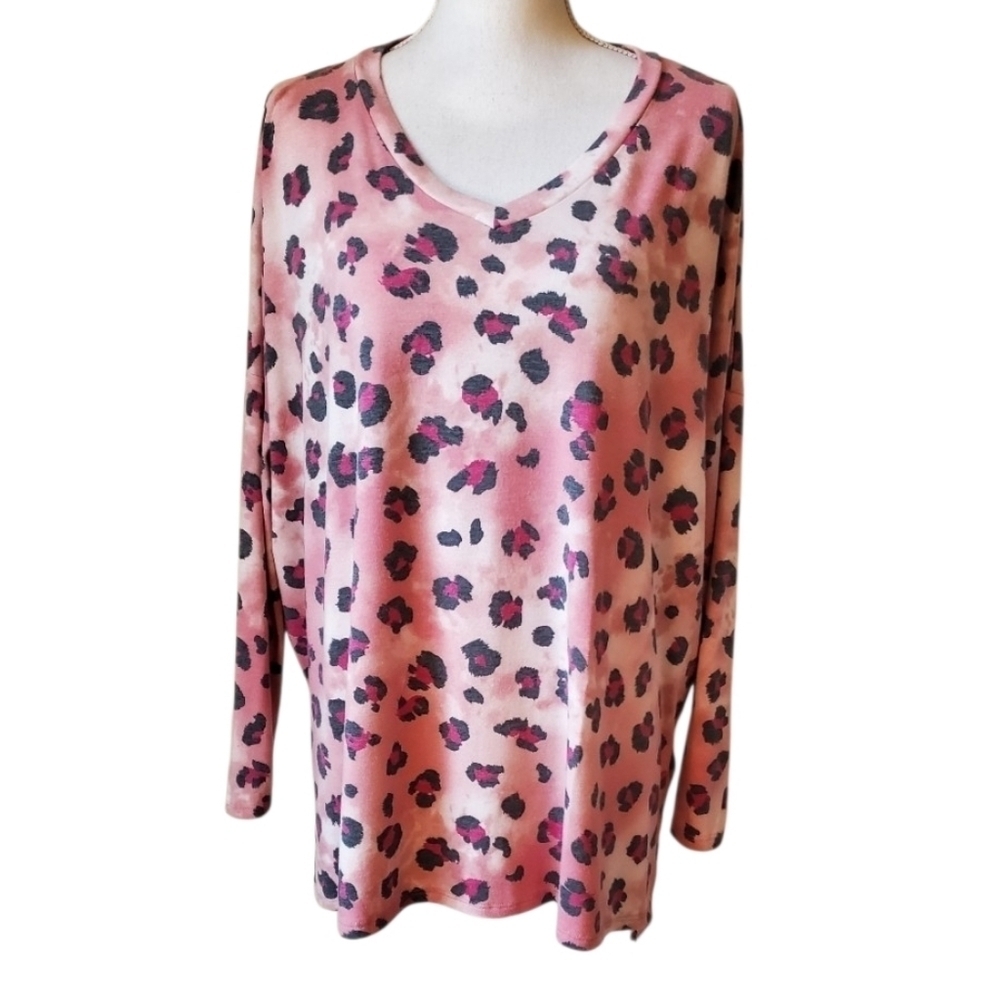 Zenana Pink And Black Leopard Print Long Sleeve Top Oversized V-Neck Size M